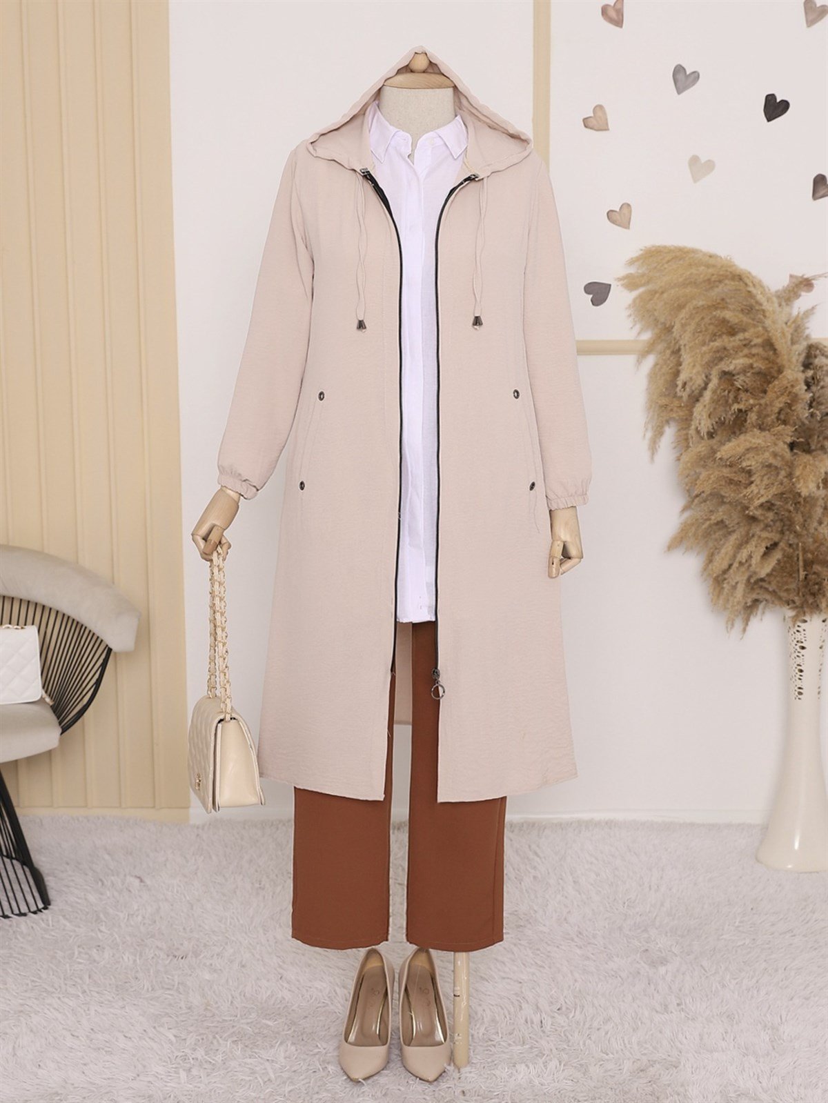 Kapşonlu Cepli Ayrobin Kap -Krem