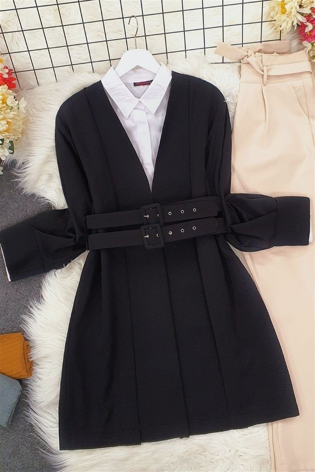 Çift Kemerli Önü Pileli Ceket -Siyah