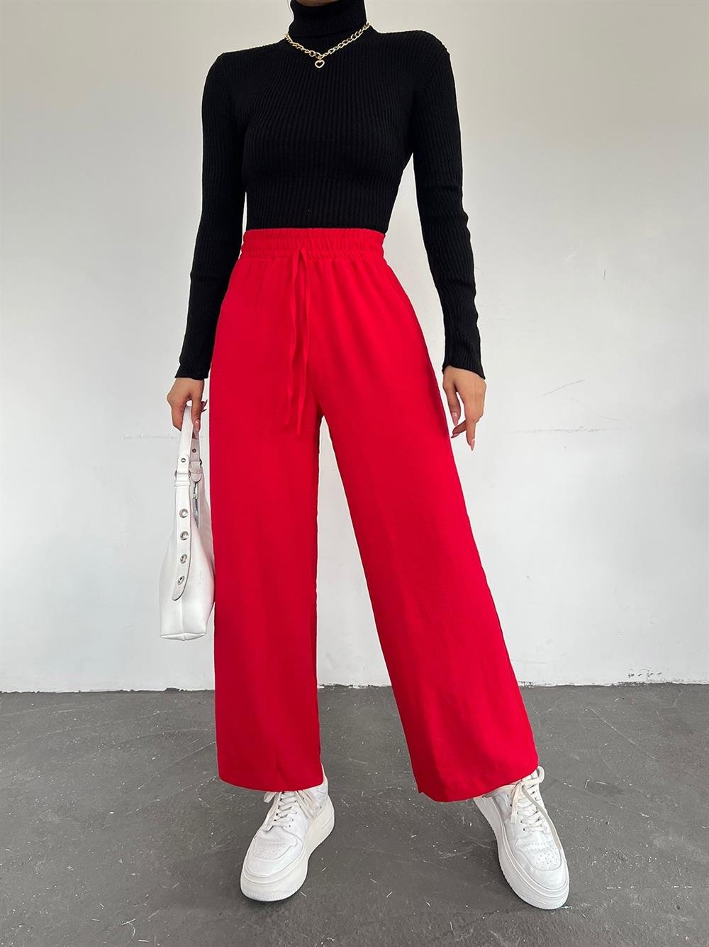 Beli Lastikli Bağcık Detaylı Ayrobin Pantolon -Kırmızı